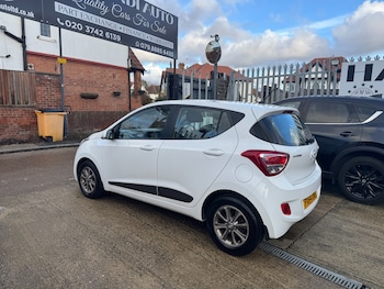 Used Hyundai i10 2014 for sale - 77520036: Photo