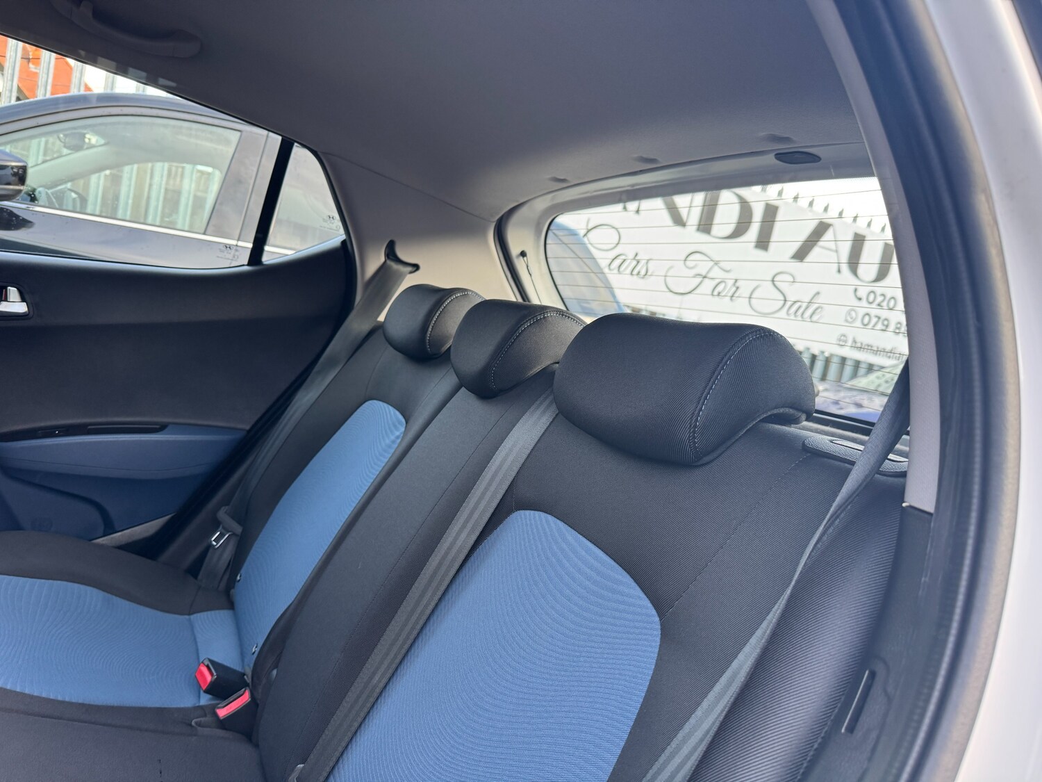 Used Hyundai i10 2014 for sale - 77520036: Photo 35