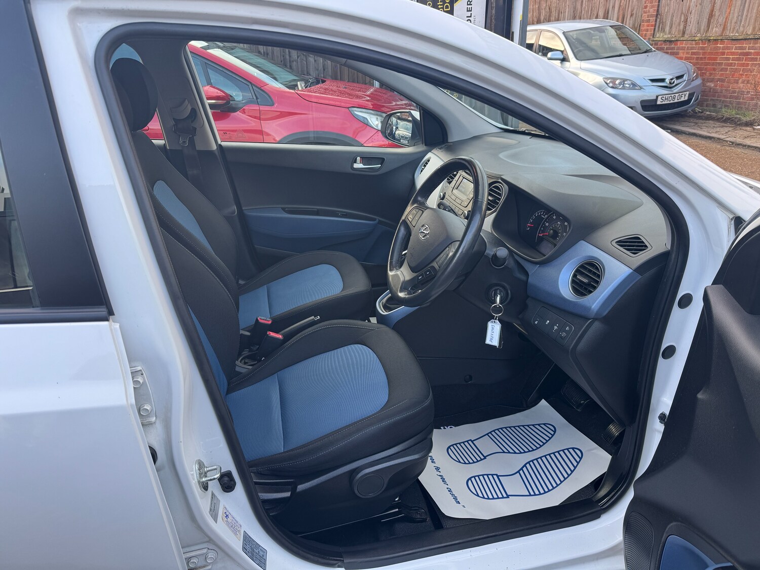 Used Hyundai i10 2014 for sale - 77520036: Photo 52