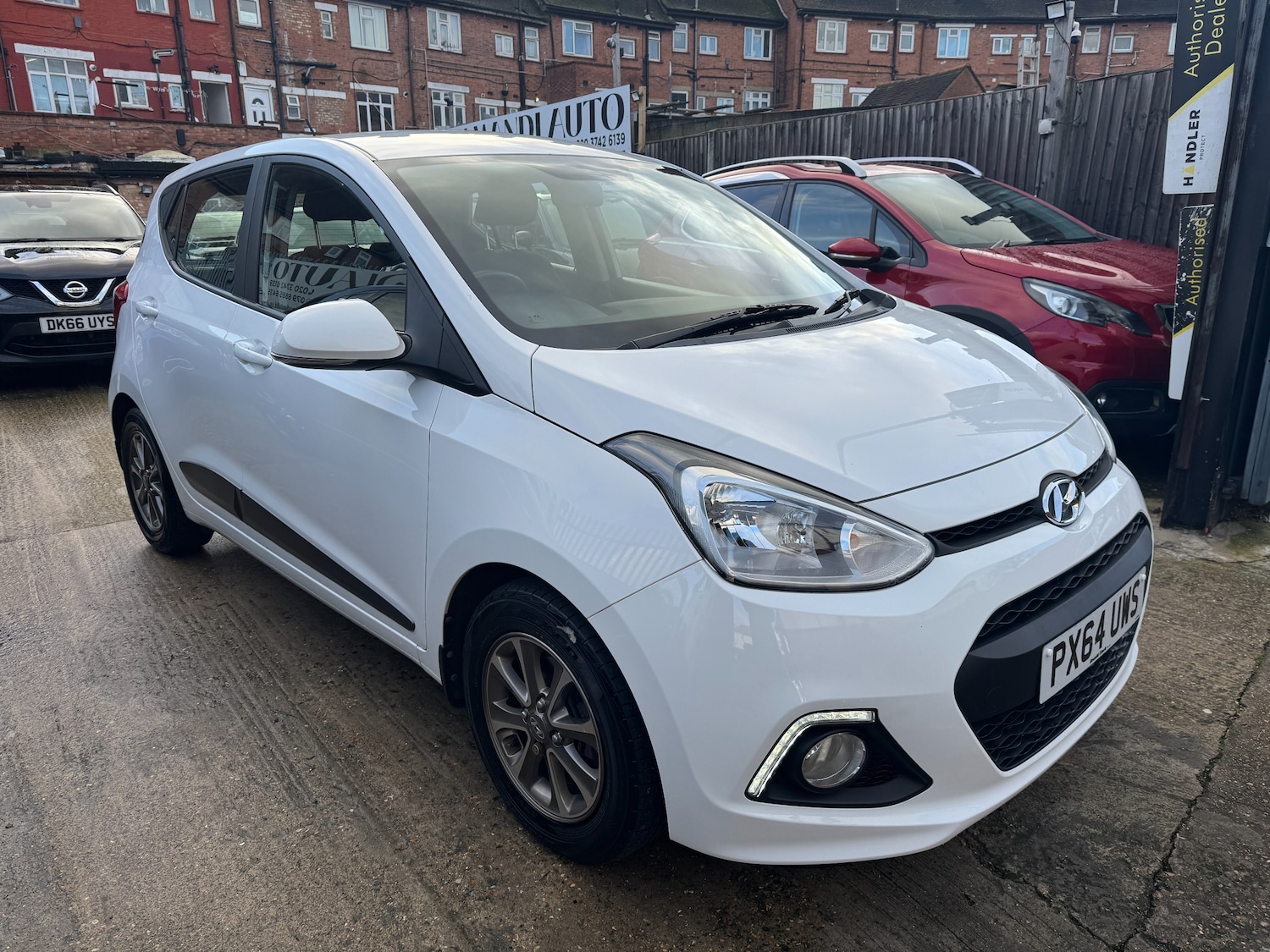 Used Hyundai i10 2014 for sale - 77520036: Photo 7