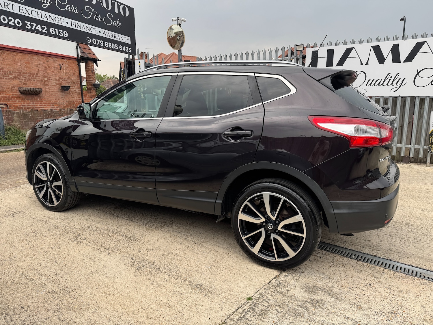Used Nissan Qashqai 2015 for sale - 76586765: Photo 2