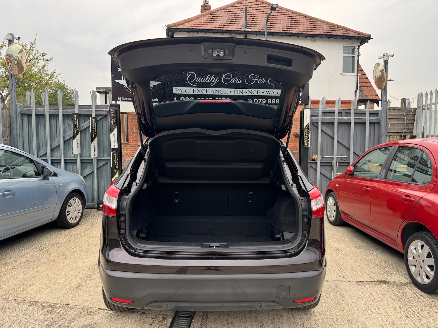 Used Nissan Qashqai 2015 for sale - 76586765: Photo 26