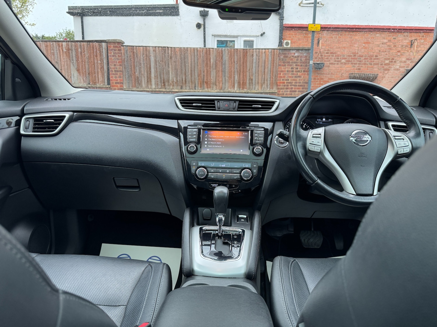 Used Nissan Qashqai 2015 for sale - 76586765: Photo 32