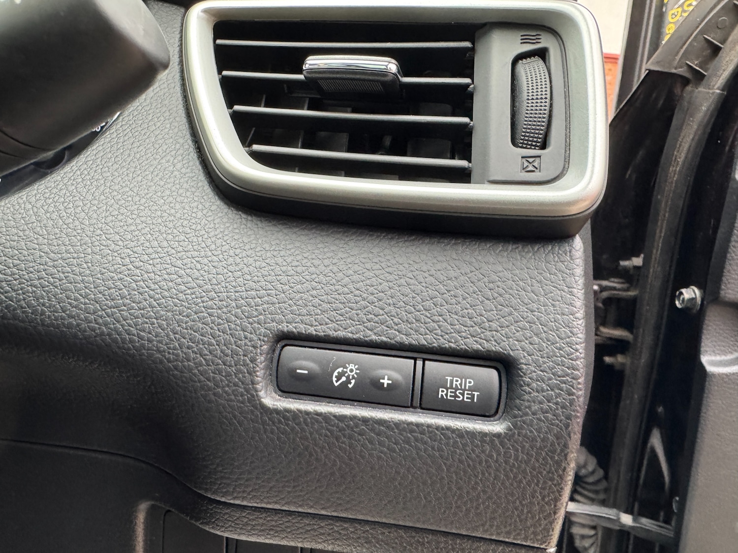 Used Nissan Qashqai 2015 for sale - 76586765: Photo 36