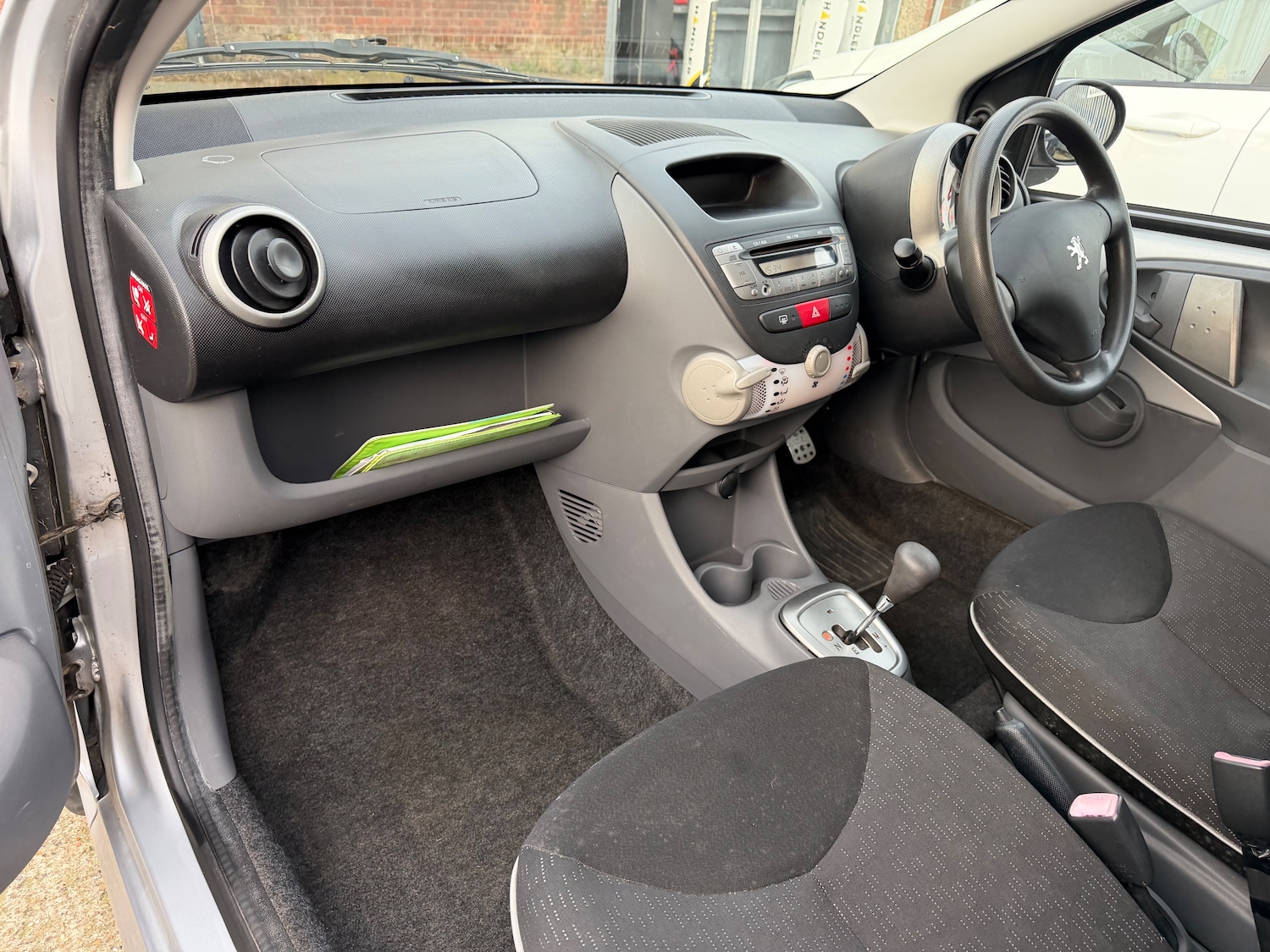 Used Peugeot 107 2009 for sale - 77562655: Photo 11