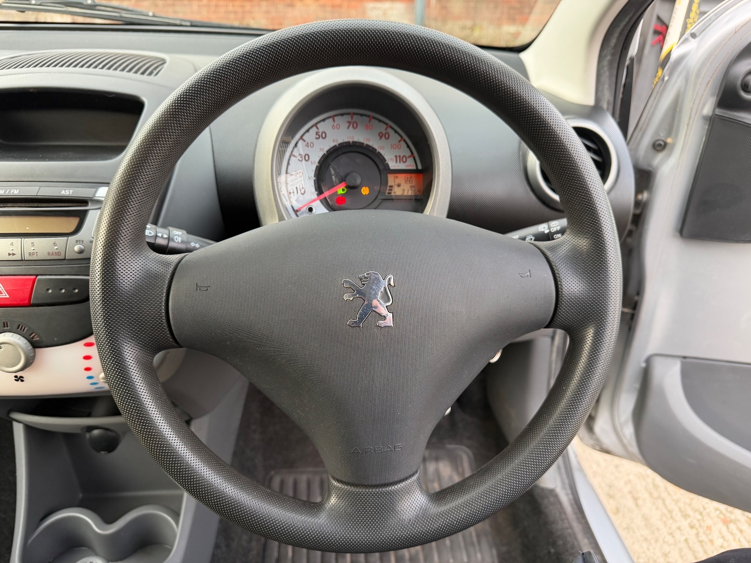 Used Peugeot 107 2009 for sale - 77562655: Photo 18