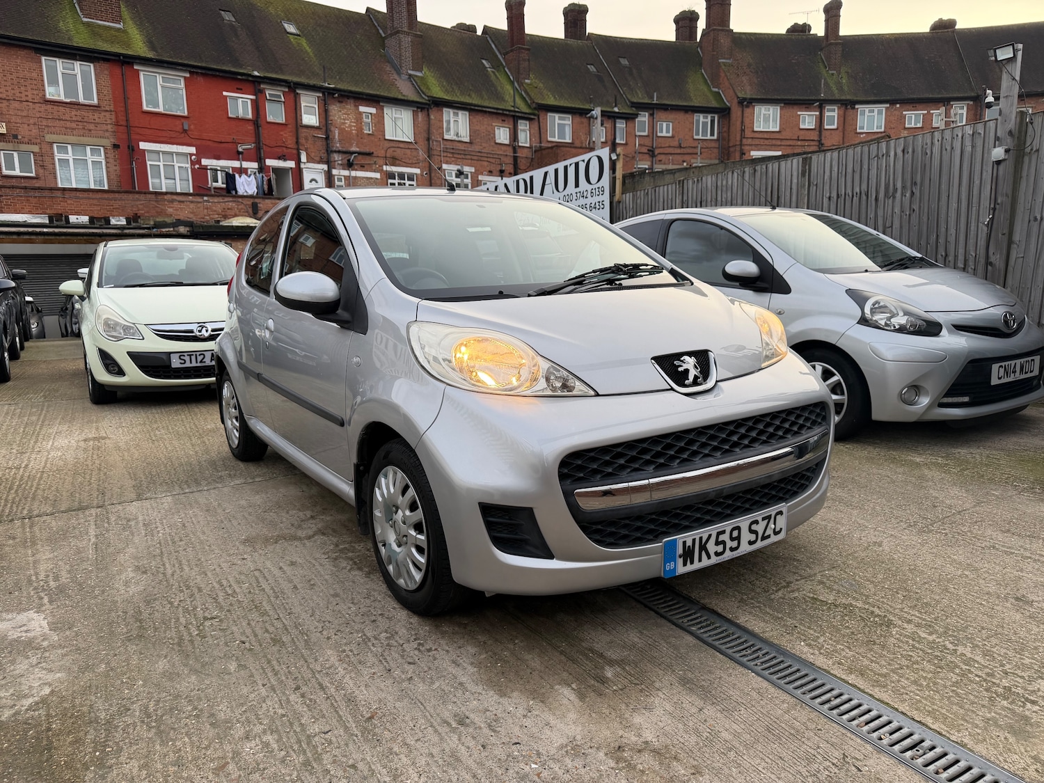 Used Peugeot 107 2009 for sale - 77562655: Photo 7