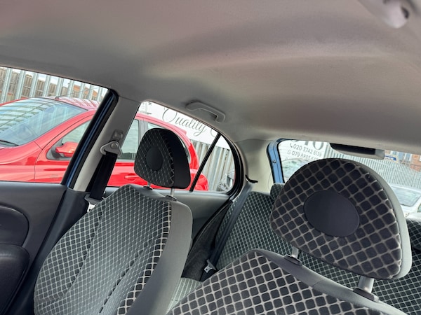 Used Nissan Micra 2007 for sale - 76140869: Photo 24