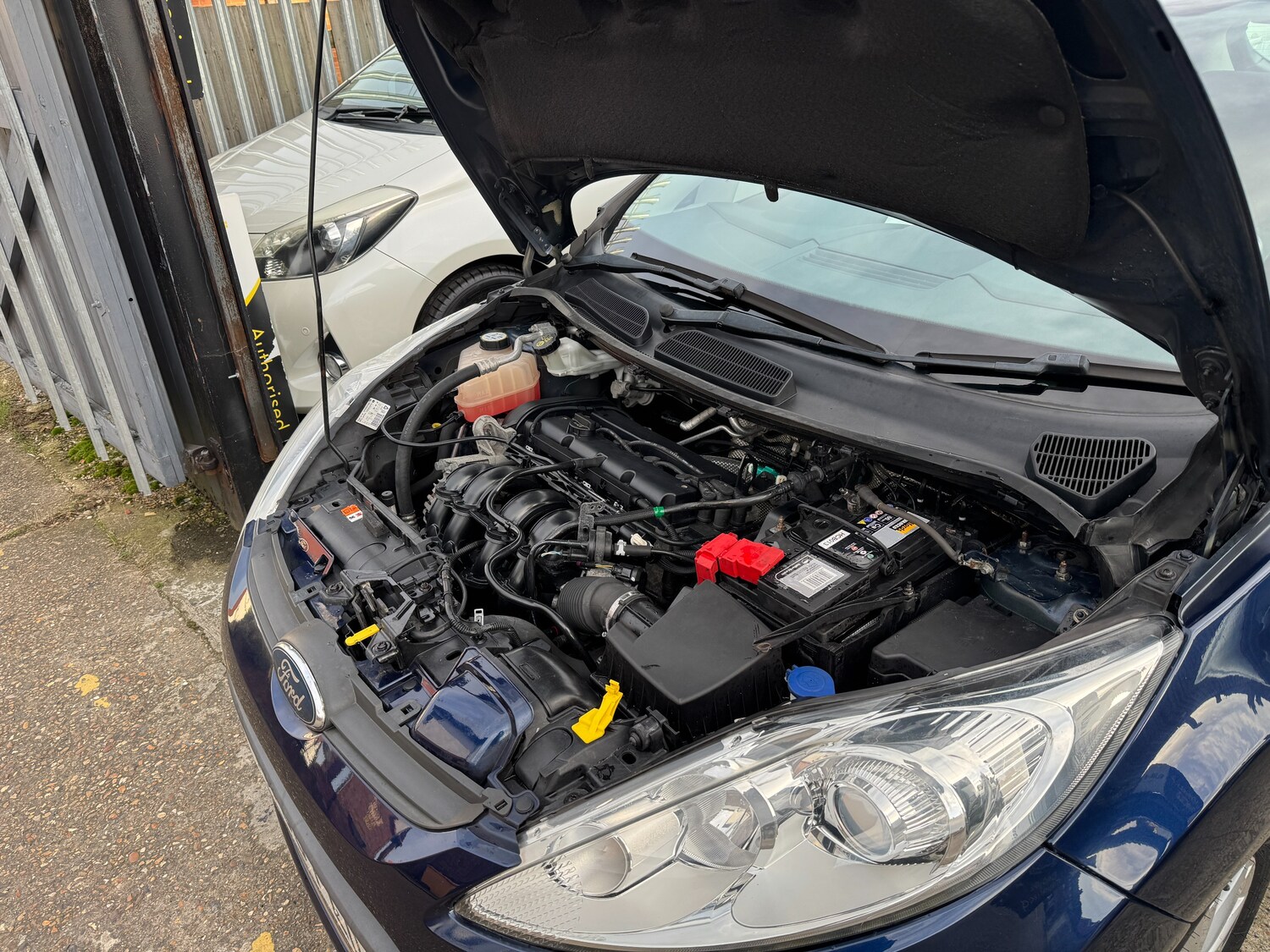 Used Ford Fiesta 2010 for sale - 77885513: Photo 17