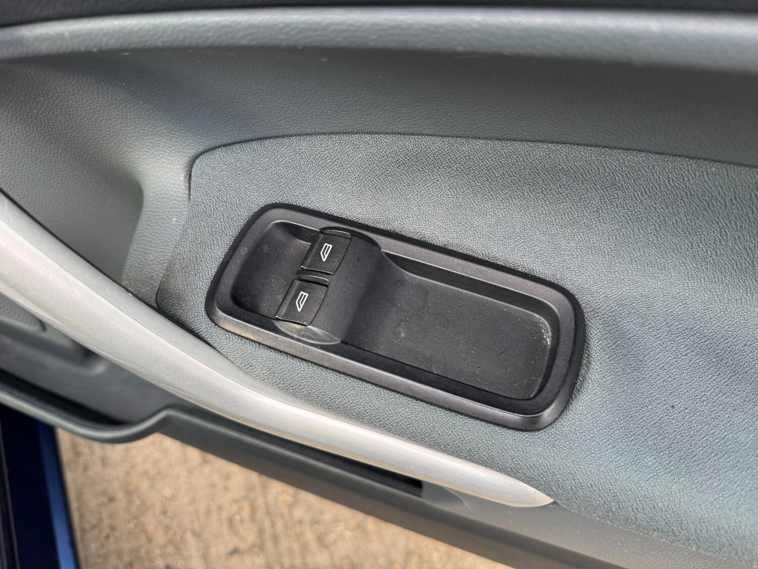 Used Ford Fiesta 2010 for sale - 77885513: Photo 35