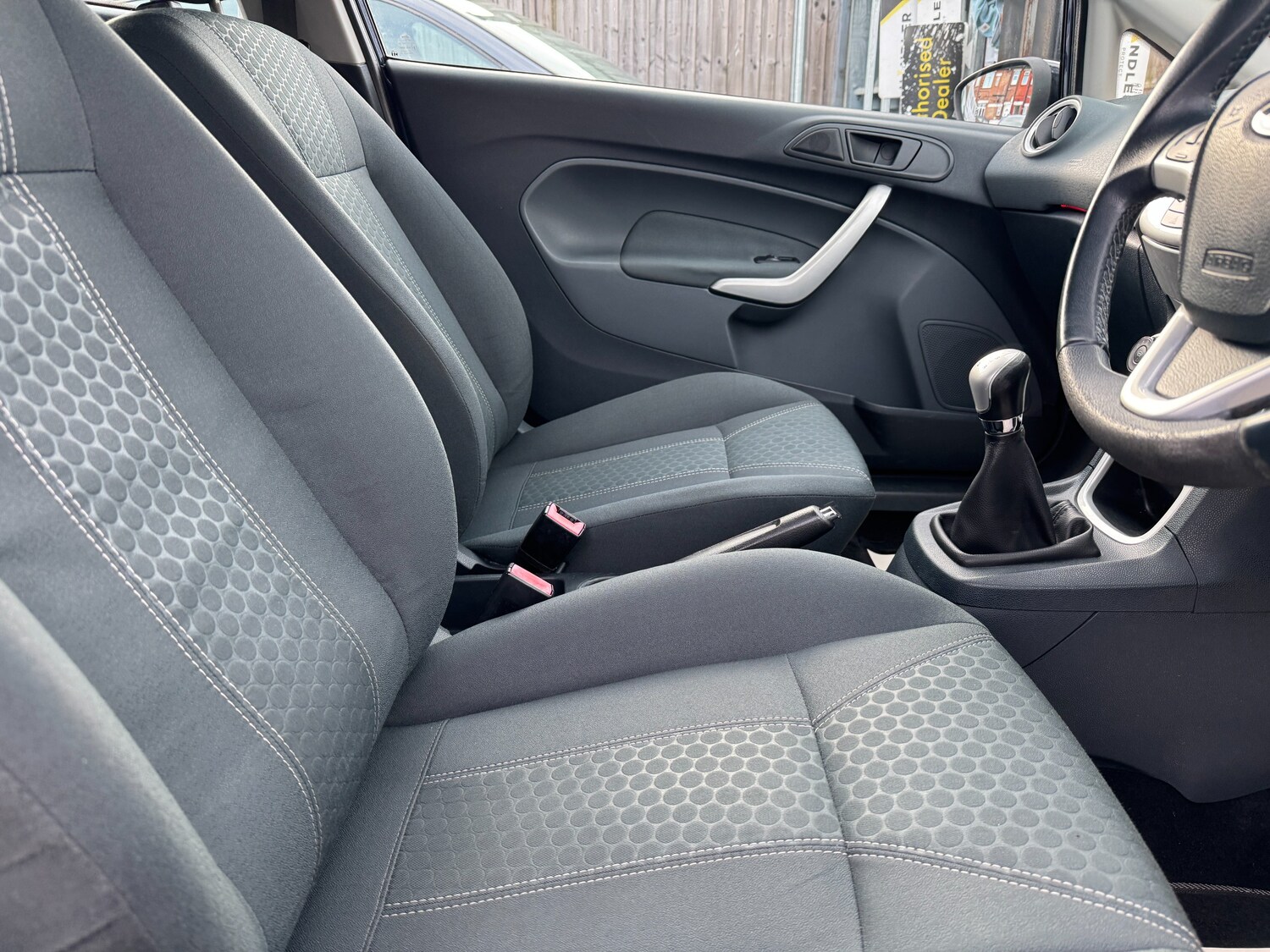 Used Ford Fiesta 2010 for sale - 77885513: Photo 39