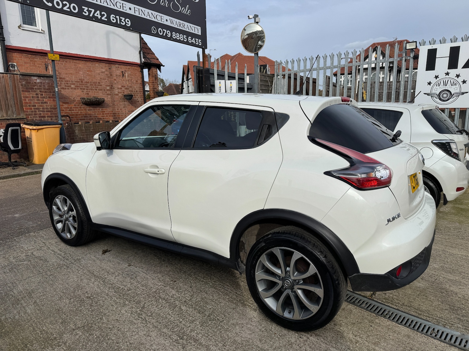 Used Nissan Juke 2016 for sale - 77971852: Photo 2