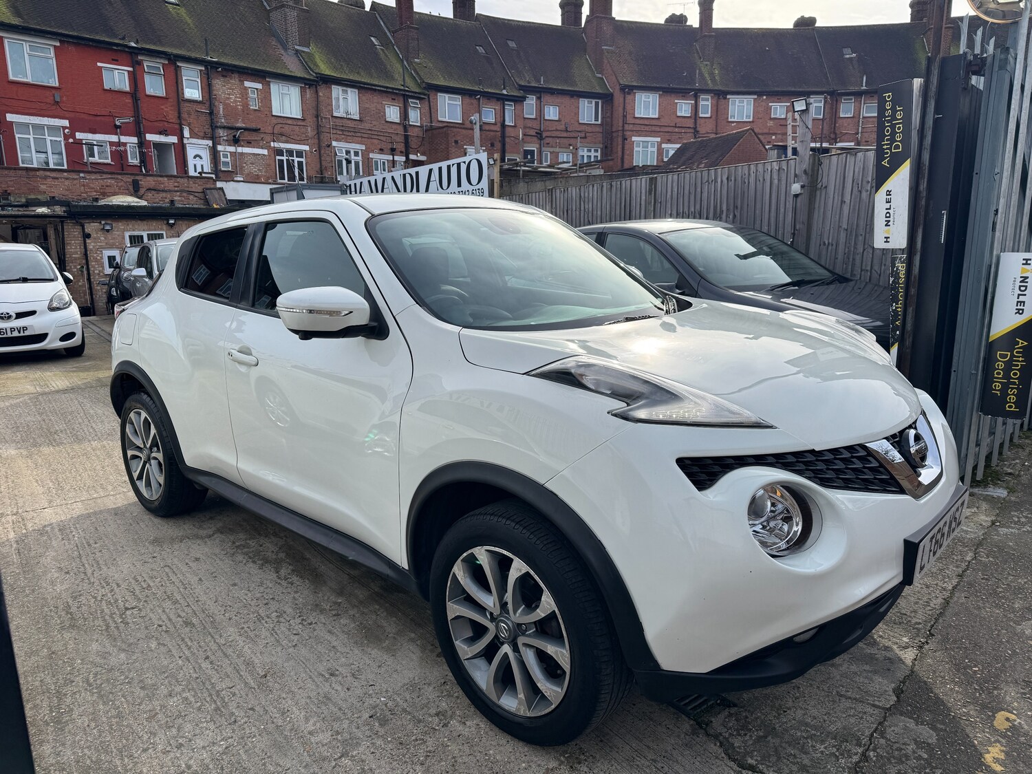 Used Nissan Juke 2016 for sale - 77971852: Photo 7