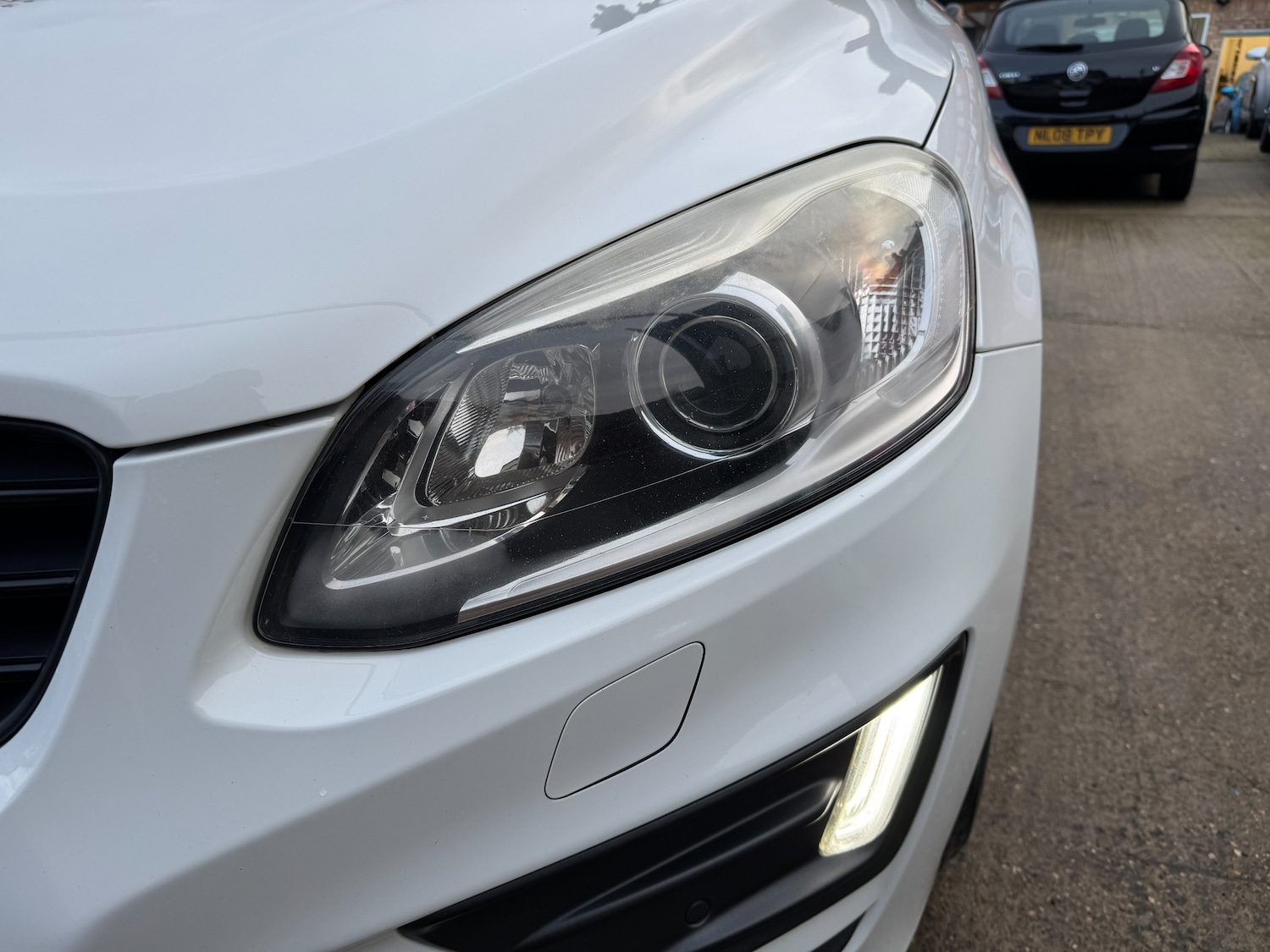 Used Volvo XC60 2014 for sale - 77043115: Photo 12