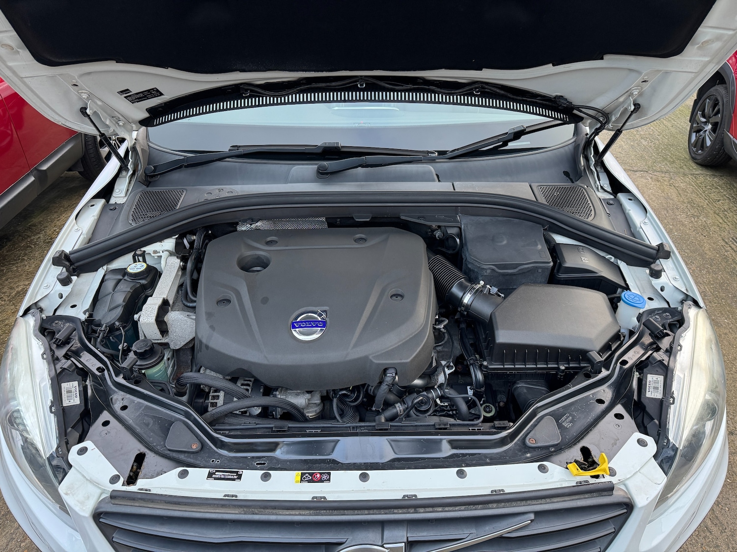 Used Volvo XC60 2014 for sale - 77043115: Photo 17