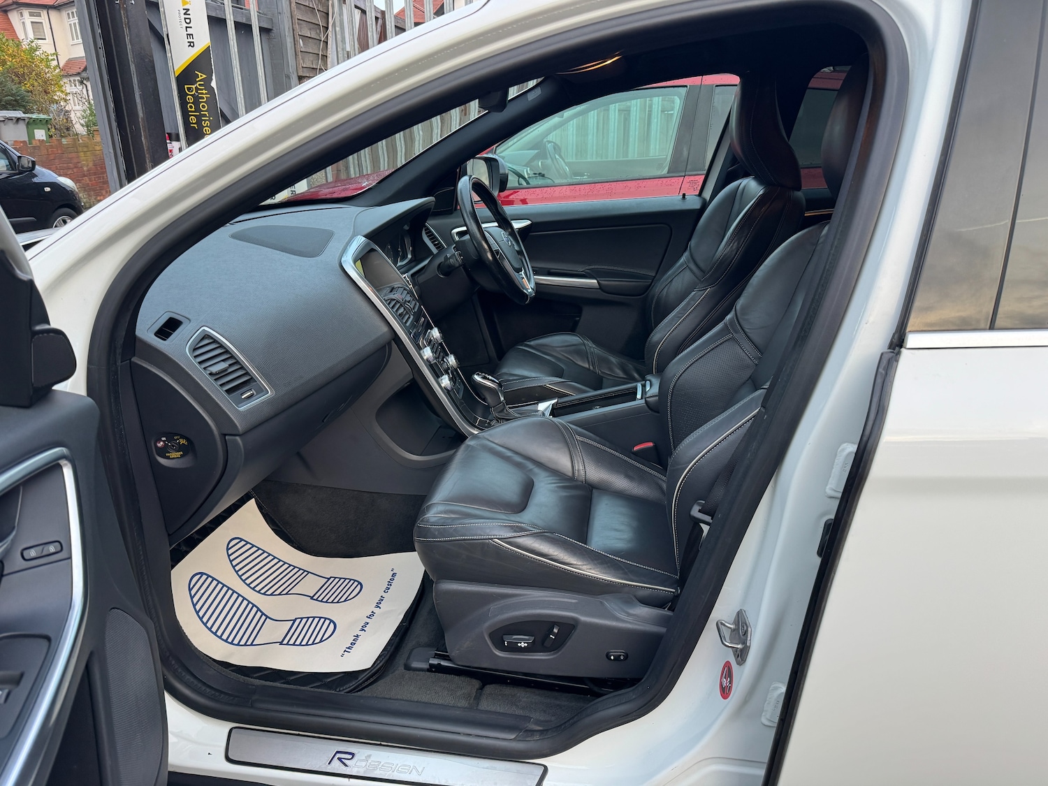 Used Volvo XC60 2014 for sale - 77043115: Photo 20