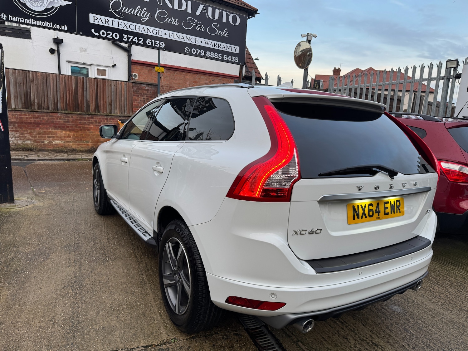 Used Volvo XC60 2014 for sale - 77043115: Photo 3