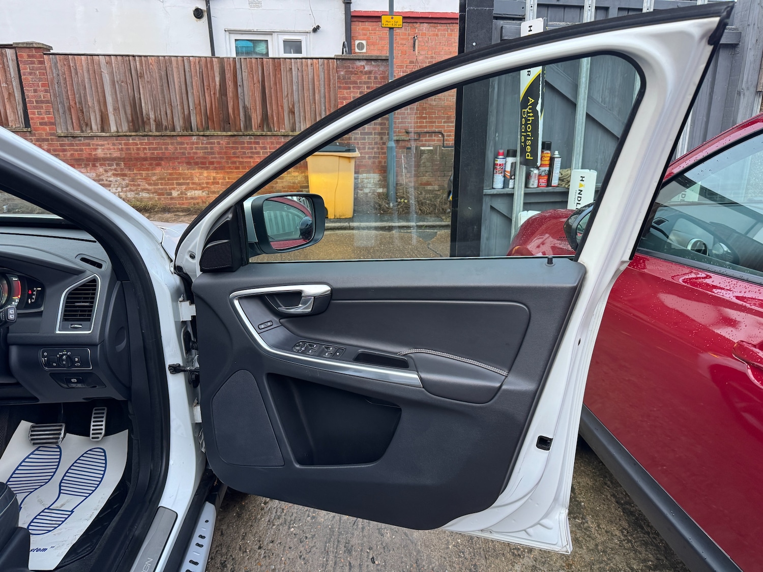 Used Volvo XC60 2014 for sale - 77043115: Photo 48