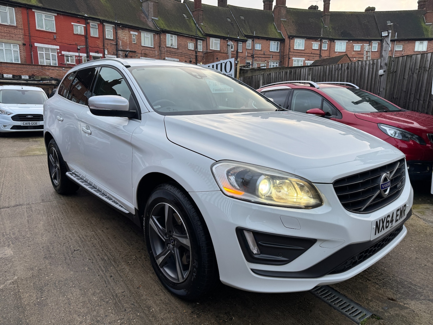 Used Volvo XC60 2014 for sale - 77043115: Photo 7