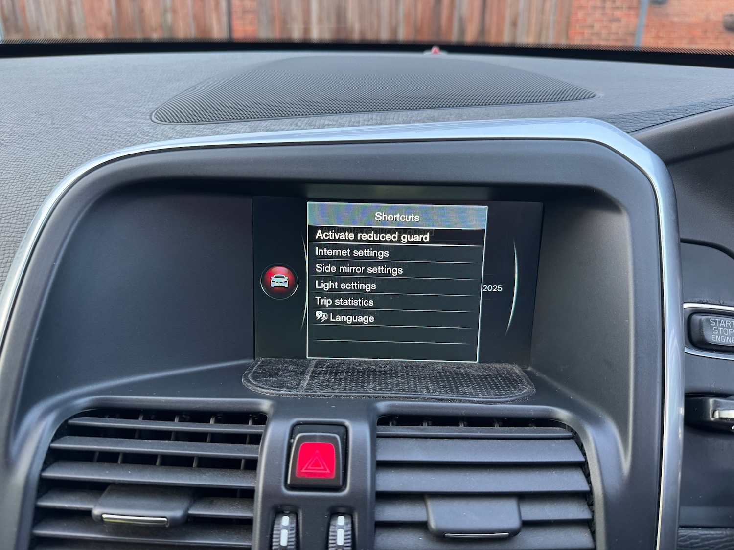 Used Volvo XC60 2014 for sale - 77043115: Photo 76