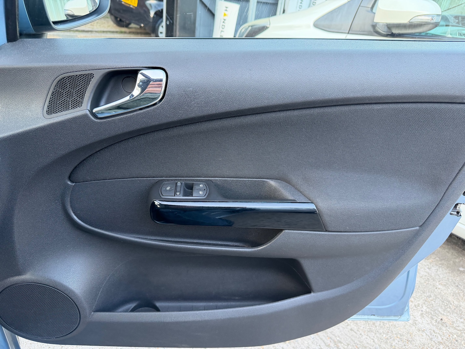 Used Vauxhall Corsa 2007 for sale - 77919070: Photo 21