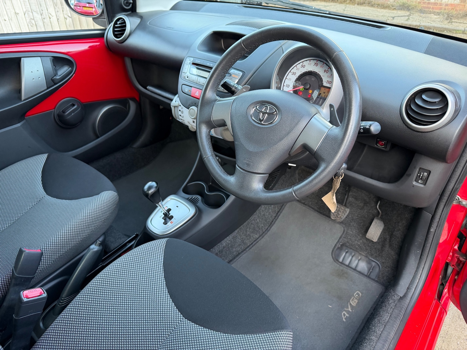 Used Toyota AYGO for sale - 77401415: Photo 8