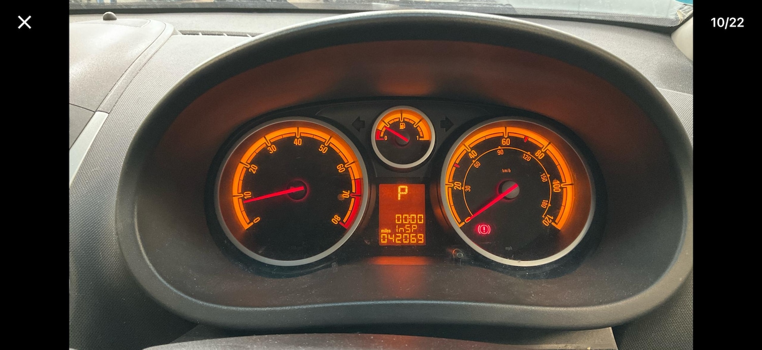 Used Vauxhall Corsa 2011 for sale - 77281181: Photo 9