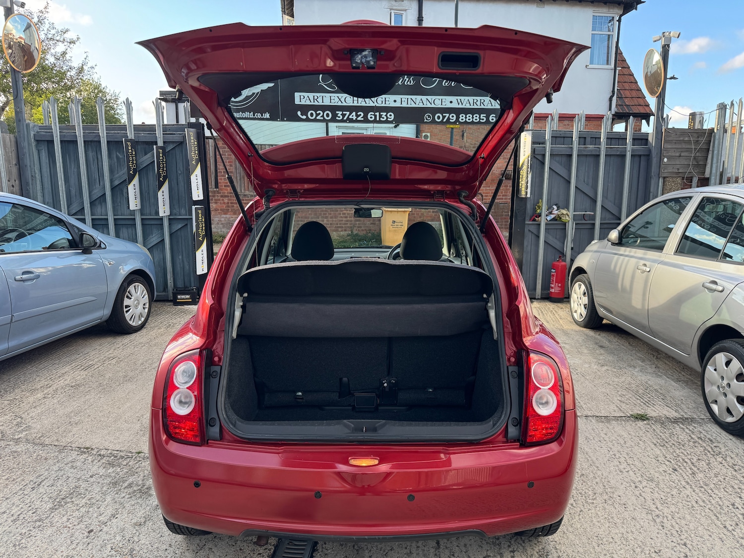 Vehicle 28