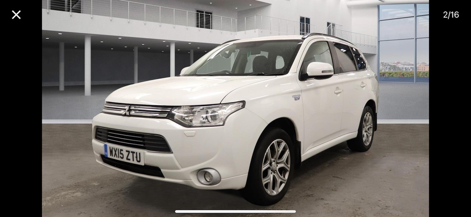 Used Mitsubishi Outlander 2015 for sale - 76928157: Photo 2