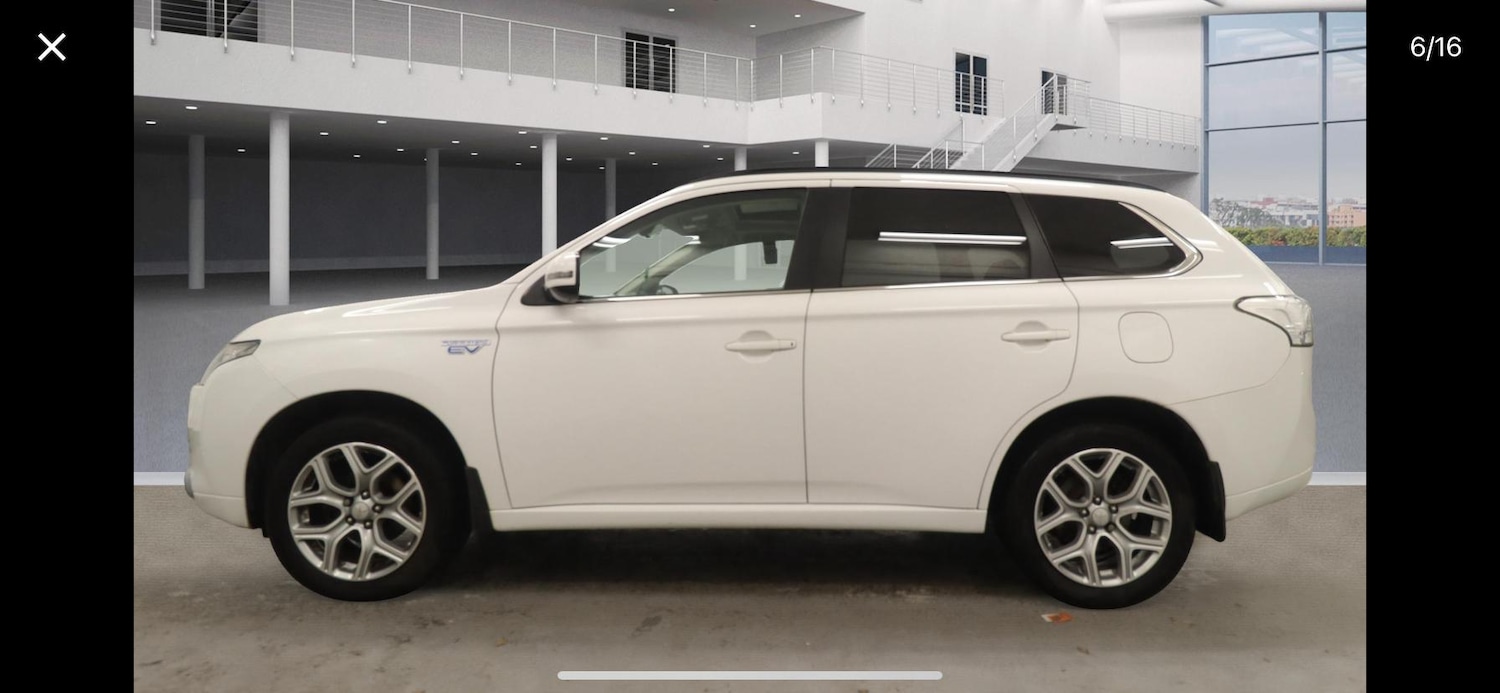 Used Mitsubishi Outlander 2015 for sale - 76928157: Photo 6