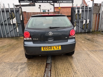 Used Volkswagen Polo 2008 for sale - 77462946: Photo