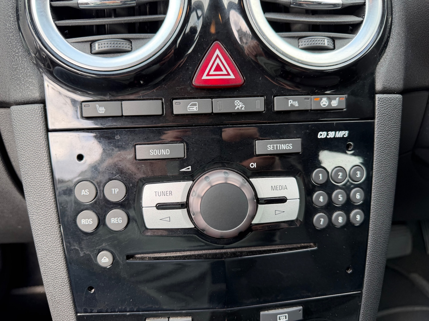 Used Vauxhall Corsa 2013 for sale - 78141928: Photo 12