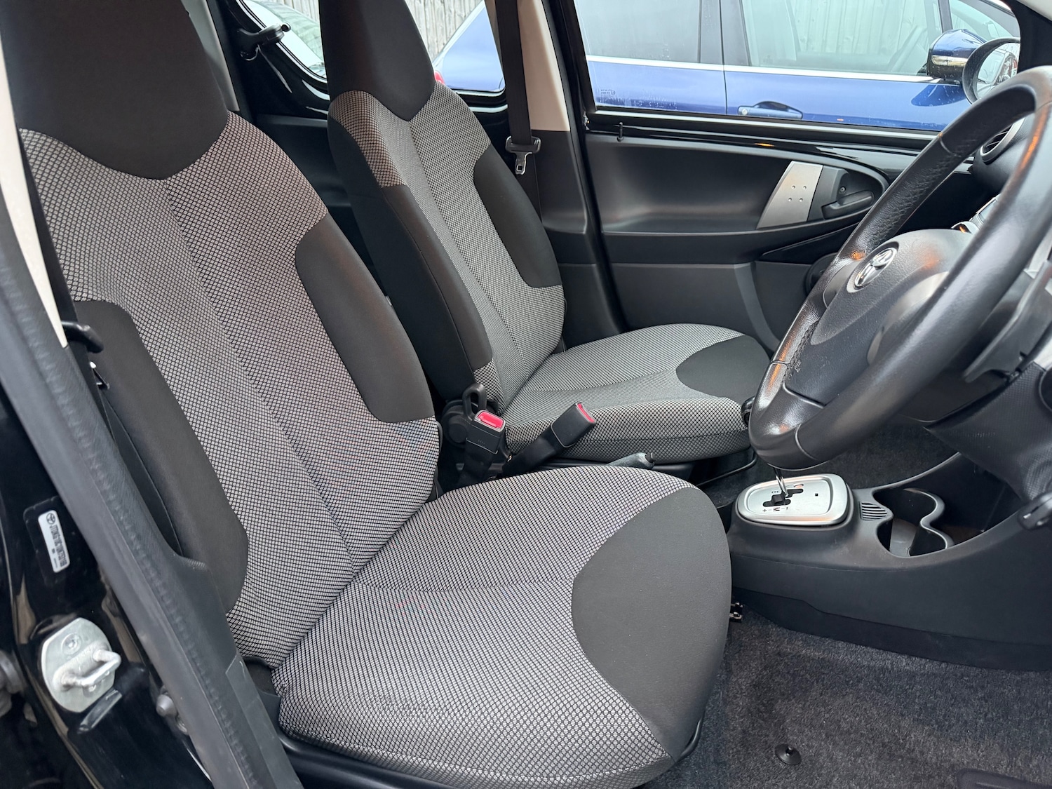 Used Toyota AYGO 2014 for sale - 77333281: Photo 21