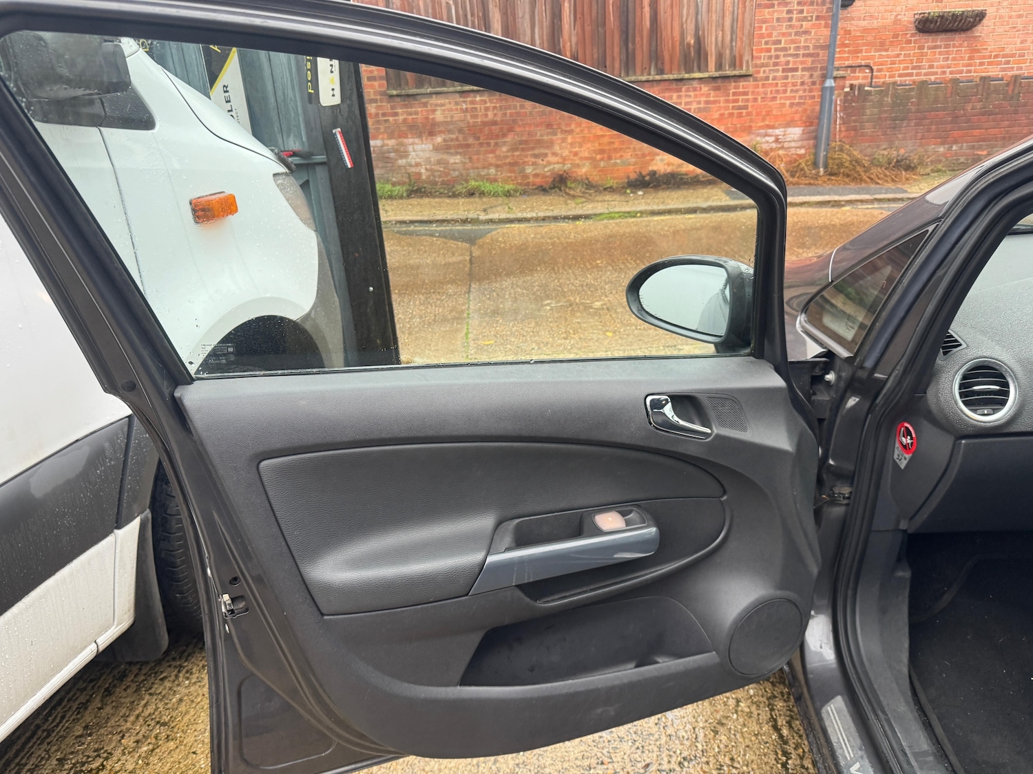 Used Vauxhall Corsa 2012 for sale - 76635928: Photo 18