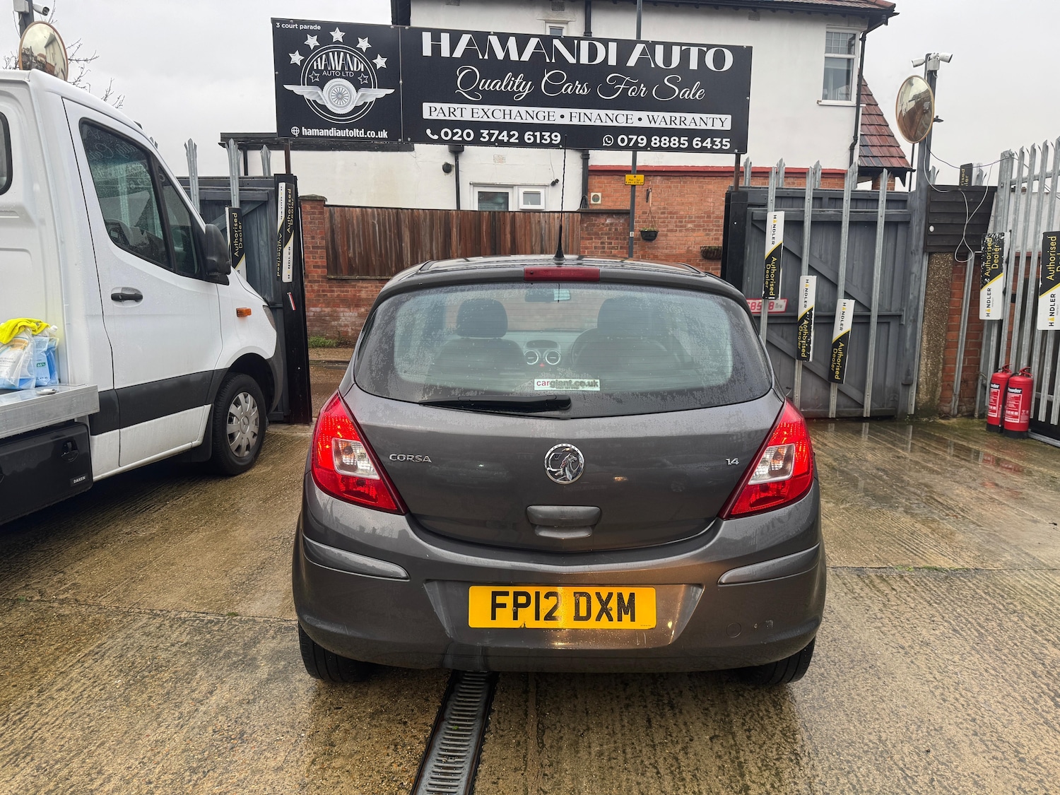 Used Vauxhall Corsa 2012 for sale - 76635928: Photo 3