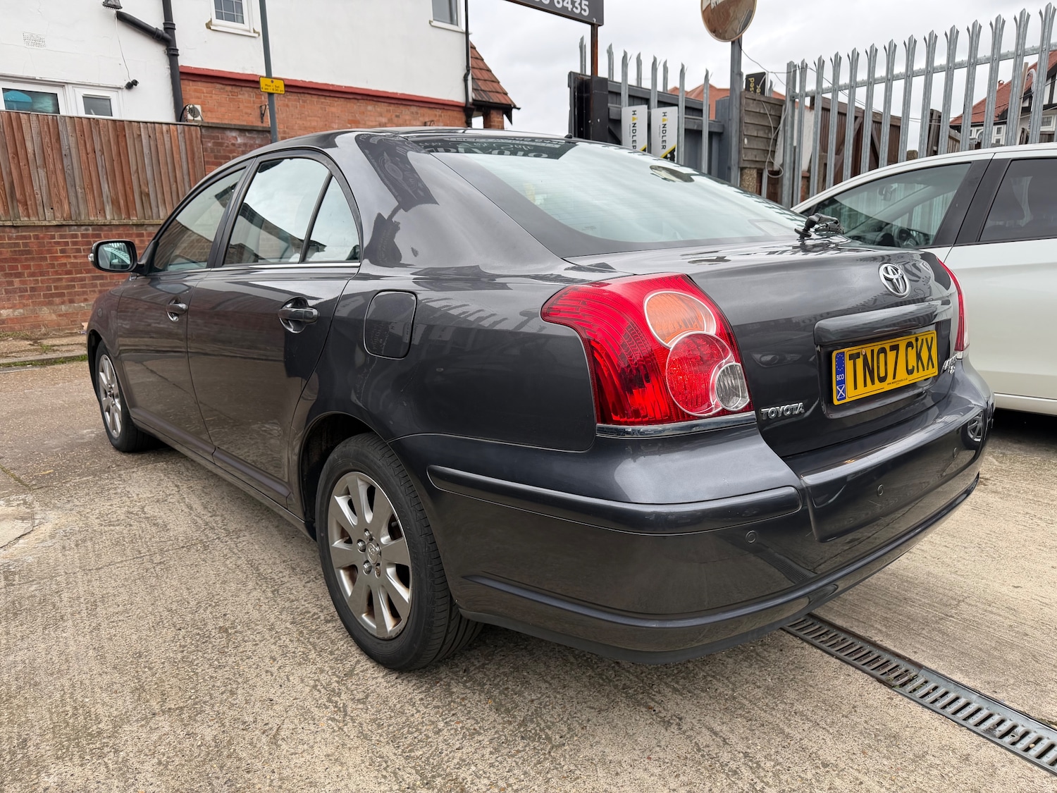Used Toyota Avensis 2007 for sale - 78129209: Photo 13