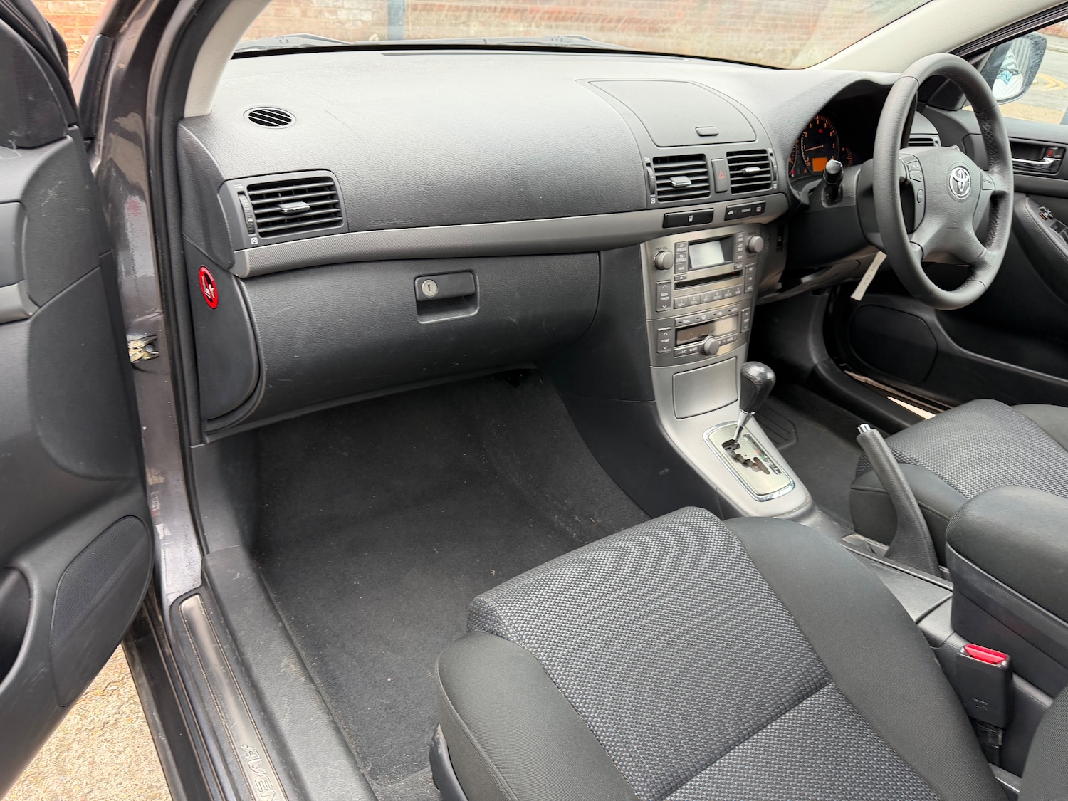 Used Toyota Avensis 2007 for sale - 78129209: Photo 7