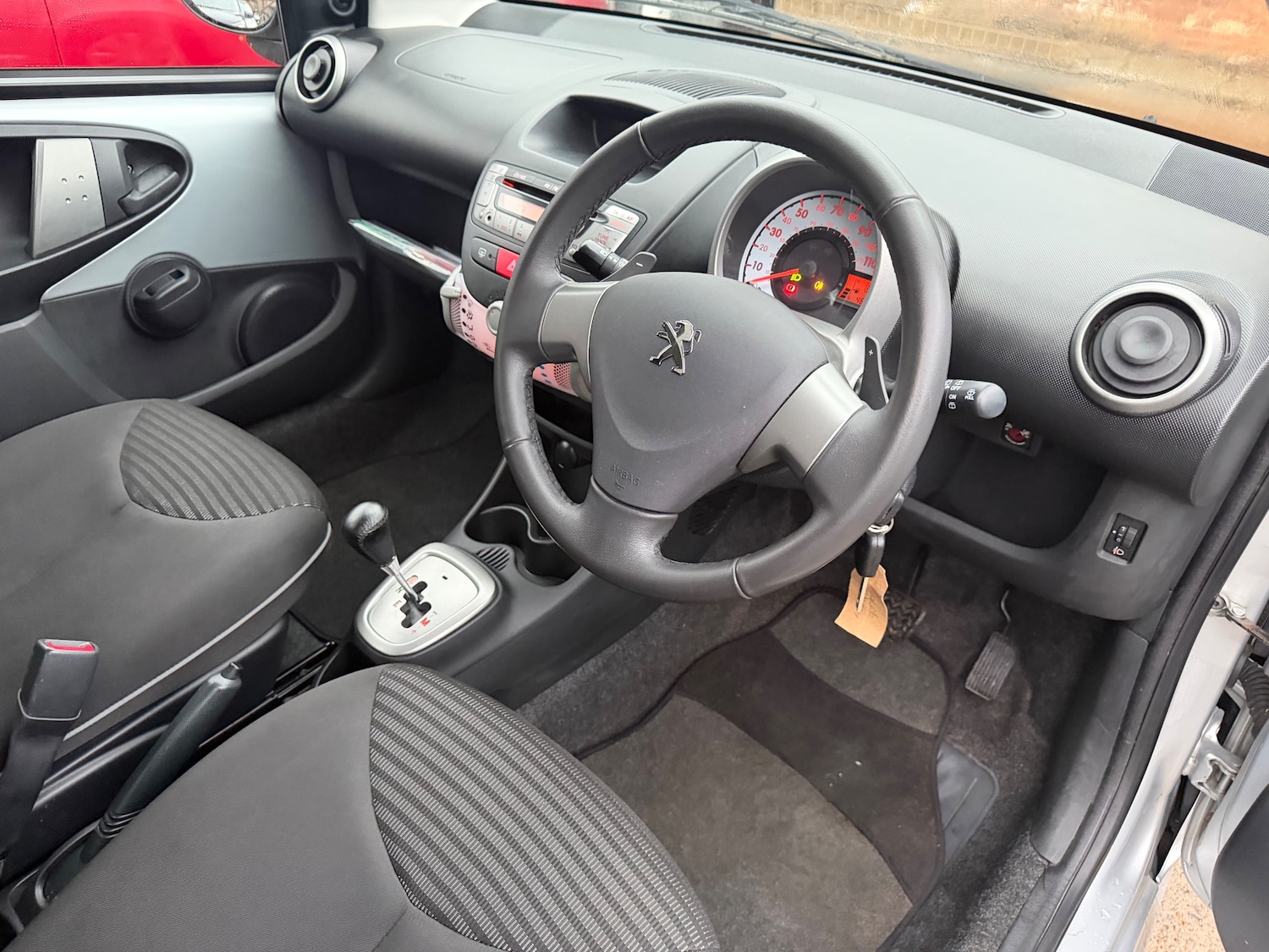 Used Peugeot 107 for sale - 77401411: Photo 8