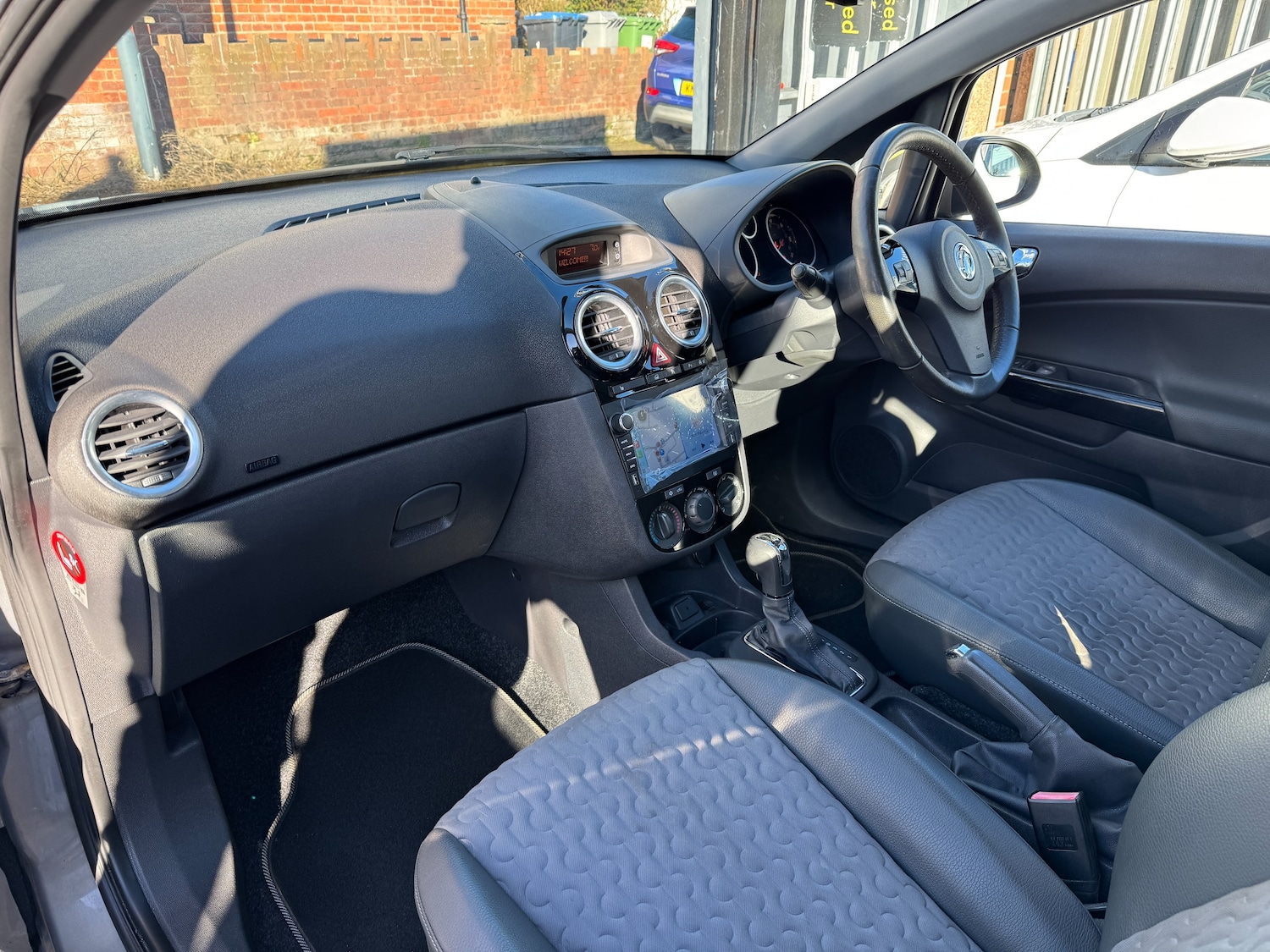 Used Vauxhall Corsa 2013 for sale - 77570922: Photo 22