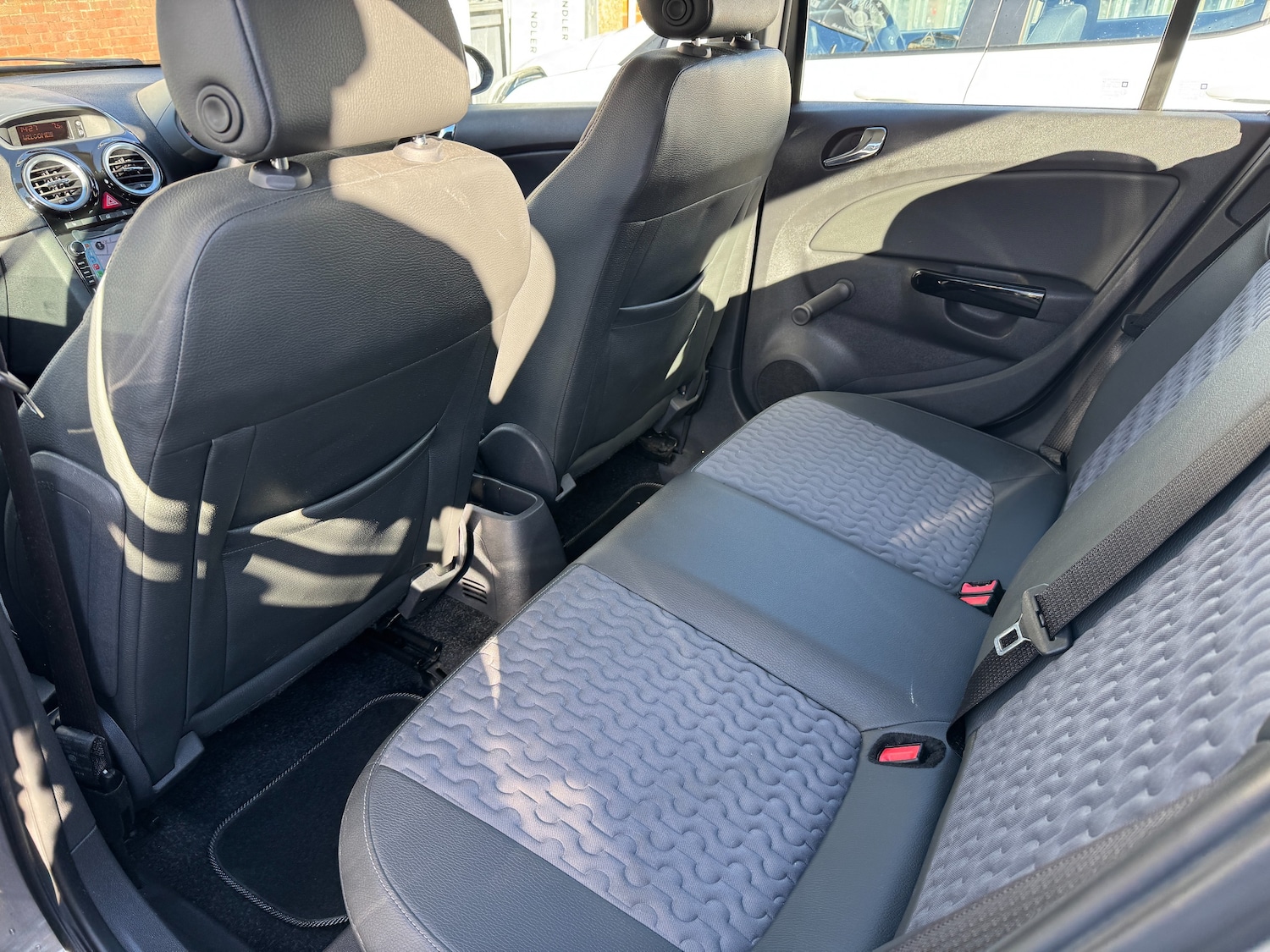 Used Vauxhall Corsa 2013 for sale - 77570922: Photo 28