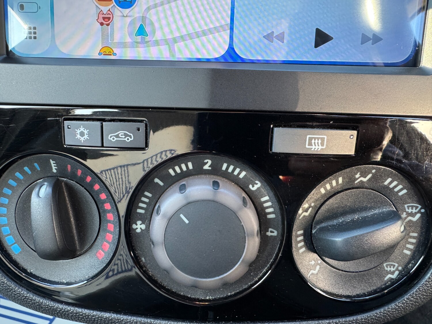 Used Vauxhall Corsa 2013 for sale - 77570922: Photo 81