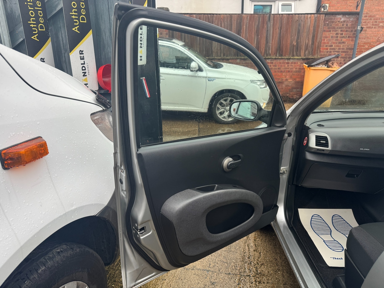 Used Nissan Micra 2005 for sale - 76819715: Photo 10