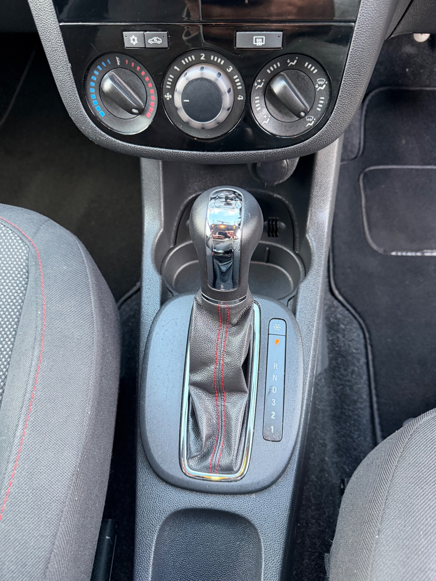 Used Vauxhall Corsa for sale - 77368788: Photo 25