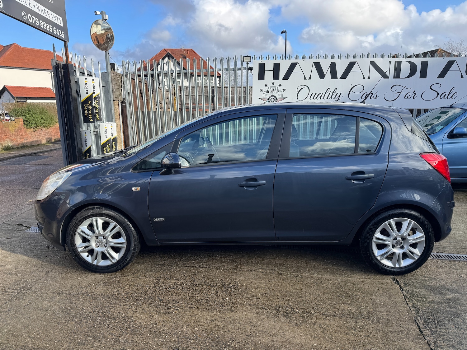 Used Vauxhall Corsa 2008 for sale - 77499785: Photo 2