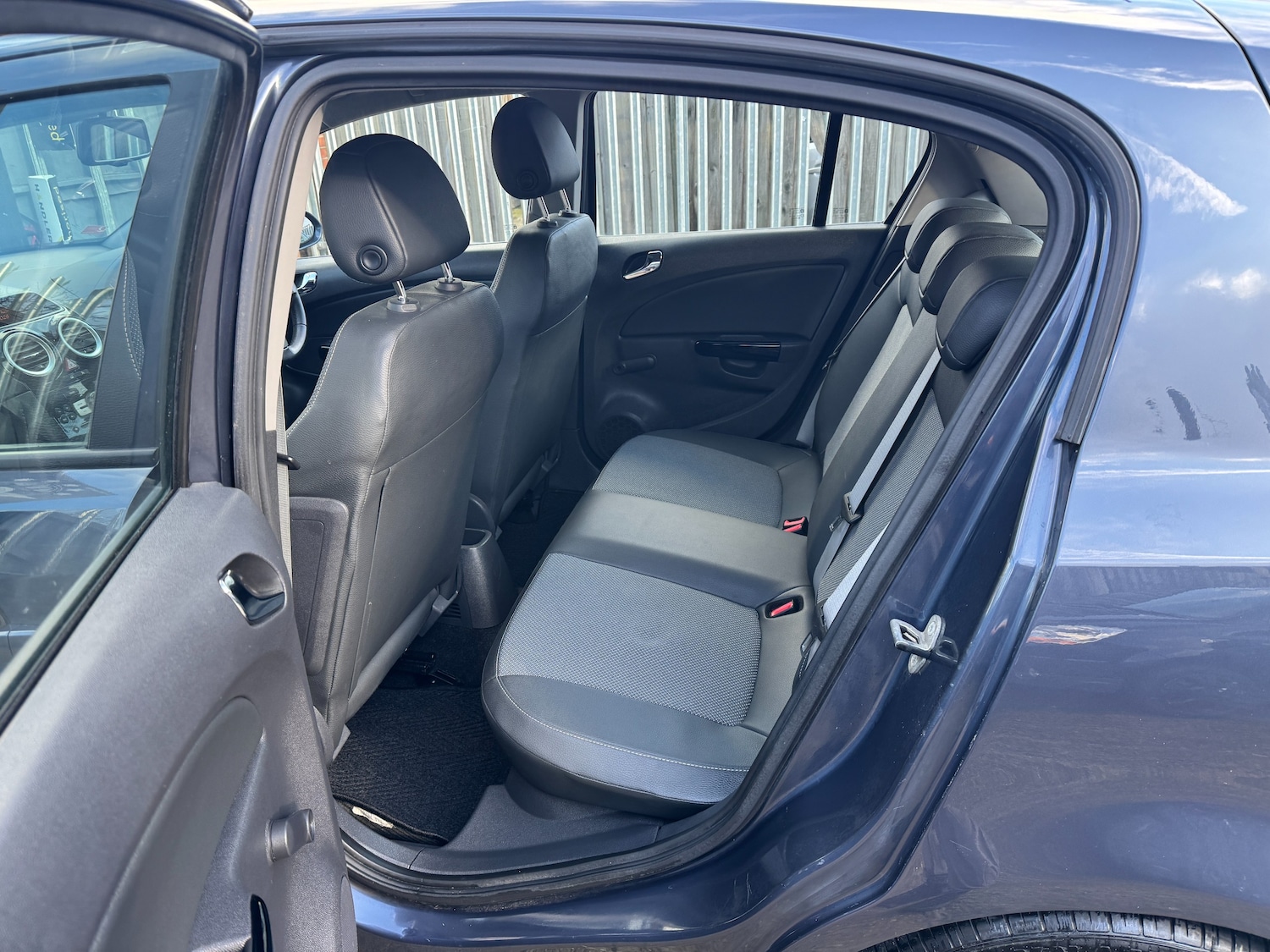 Used Vauxhall Corsa 2008 for sale - 77499785: Photo 20