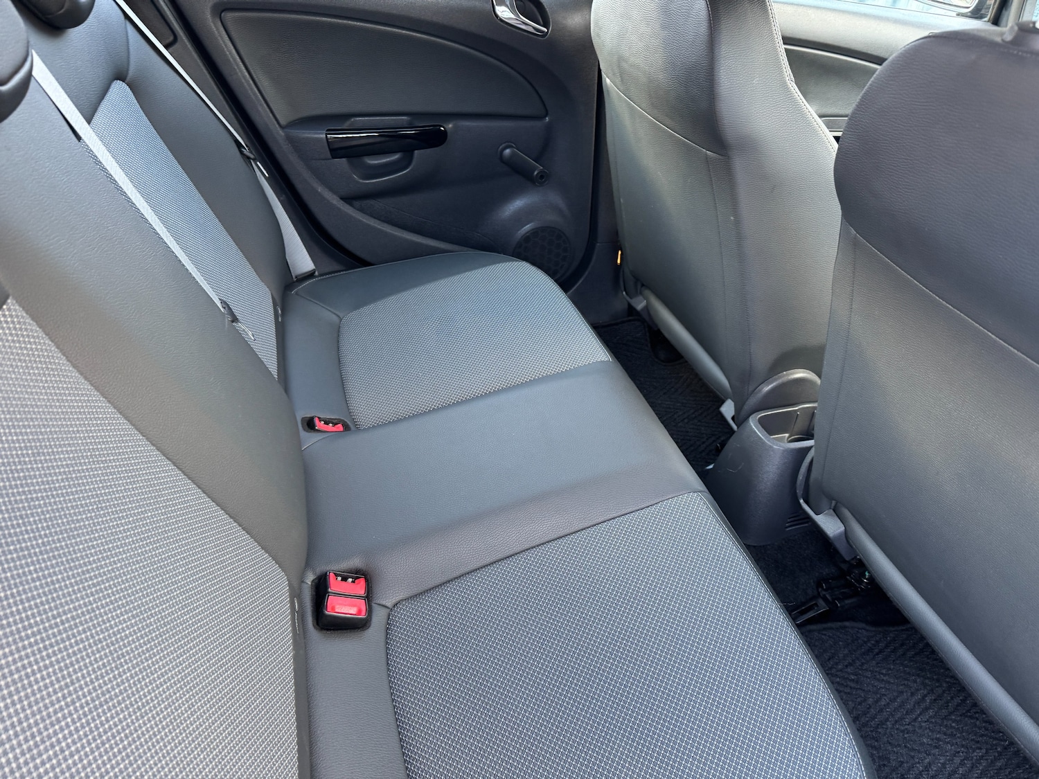 Used Vauxhall Corsa 2008 for sale - 77499785: Photo 27