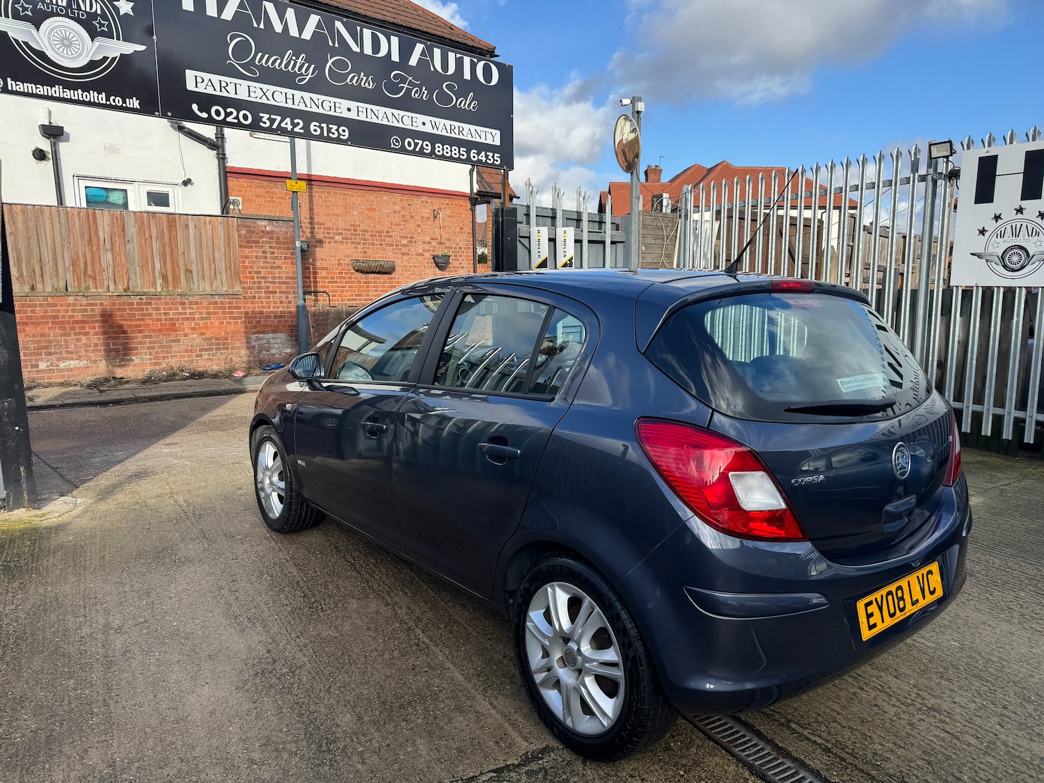Used Vauxhall Corsa 2008 for sale - 77499785: Photo 3