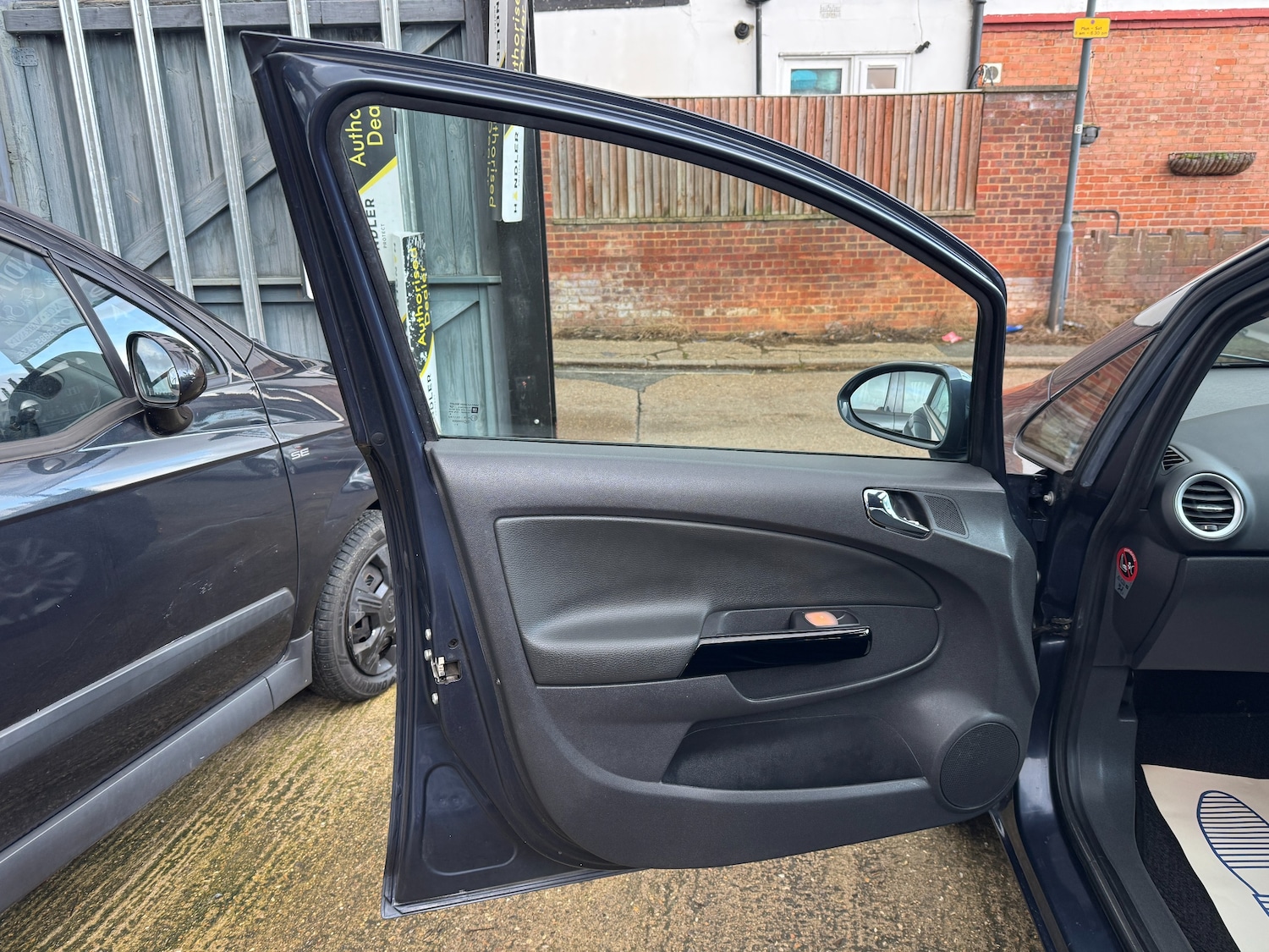 Used Vauxhall Corsa 2008 for sale - 77499785: Photo 33