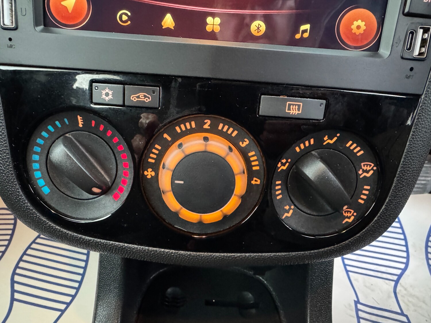 Used Vauxhall Corsa 2008 for sale - 77499785: Photo 86