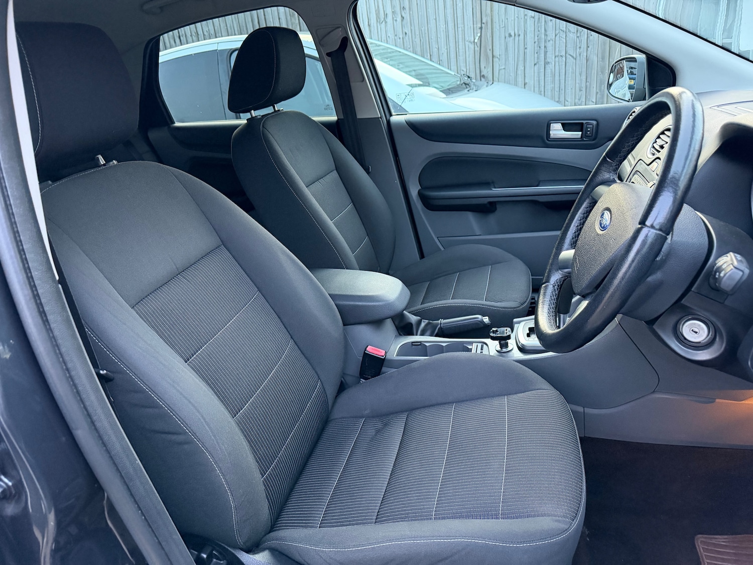 Used Ford Focus 2009 for sale - 77563638: Photo 10